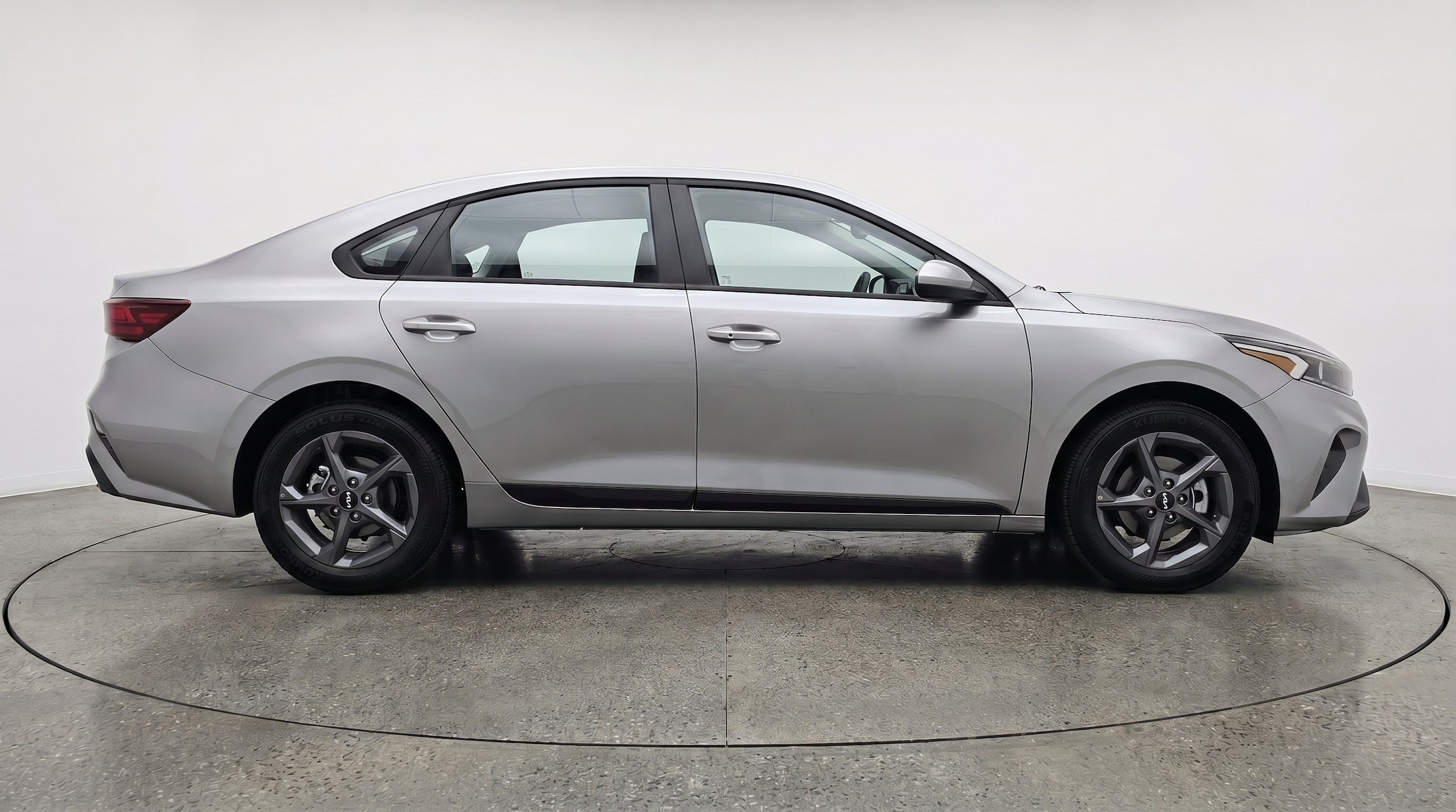 Thumbnail: 2025 Kia K4 - 10