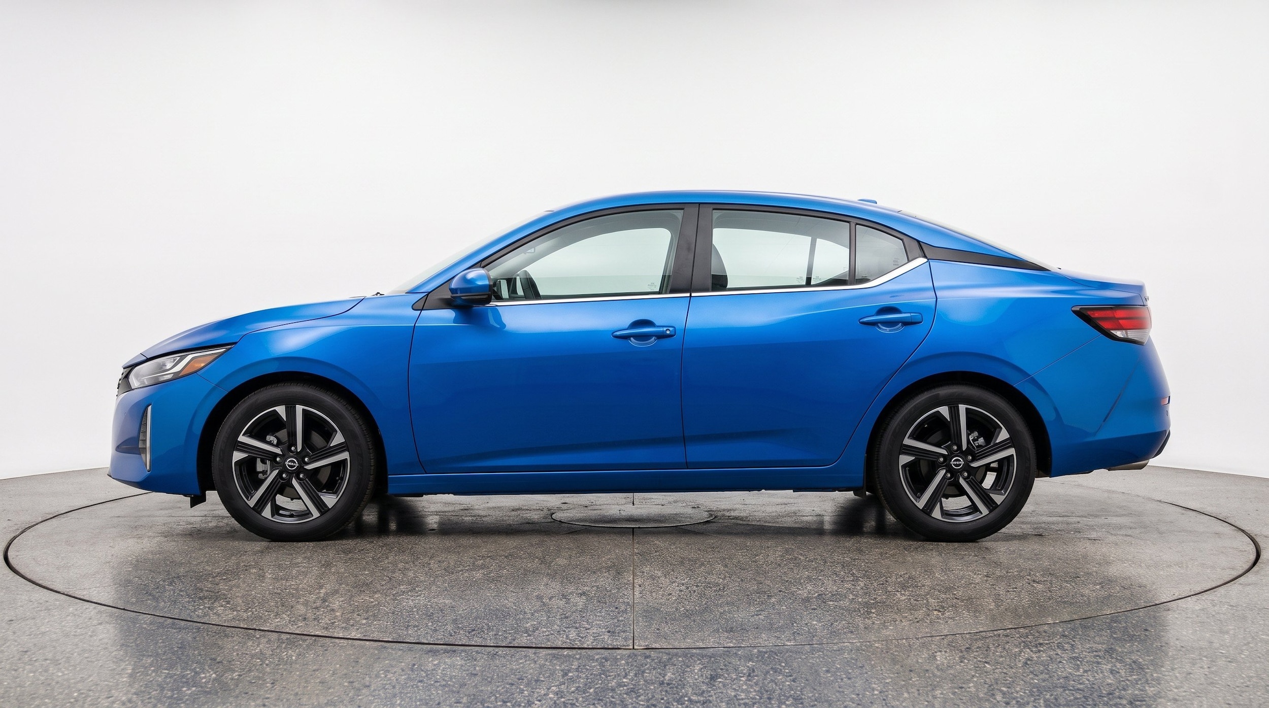 Thumbnail: 2025 Nissan Sentra - 5