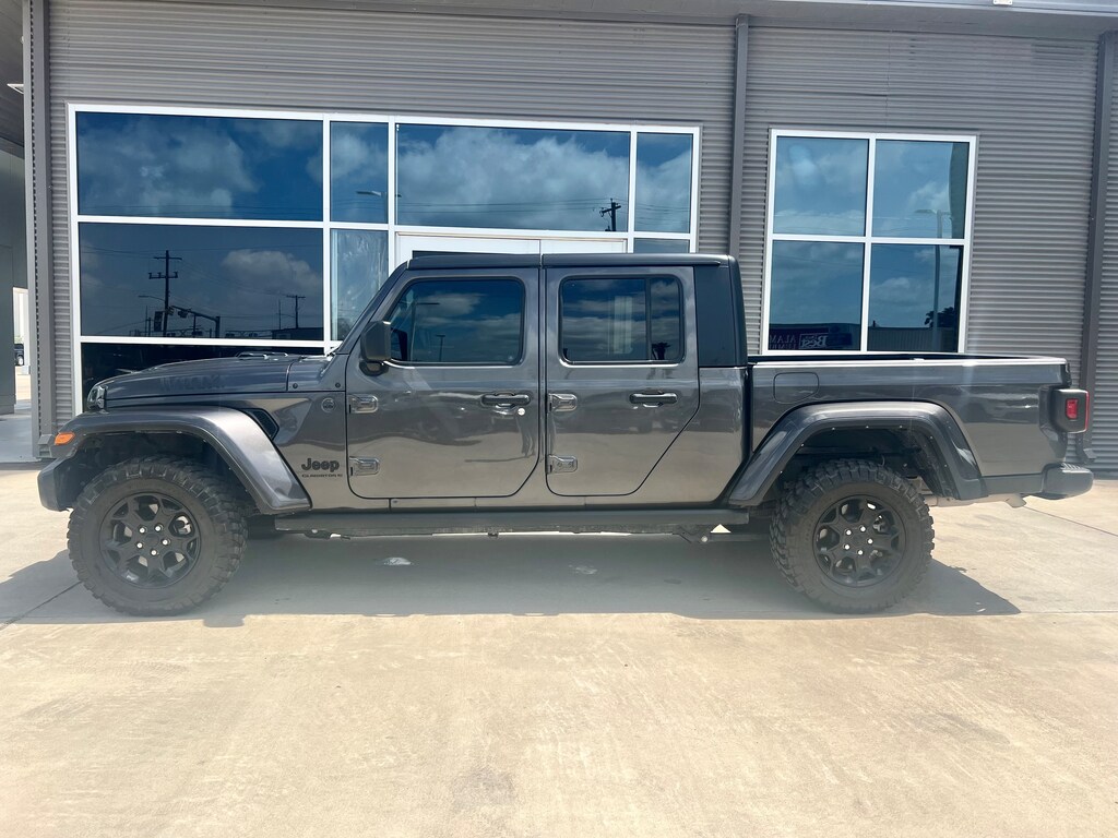 Used 2023 Jeep Gladiator Willys Willys 4x4