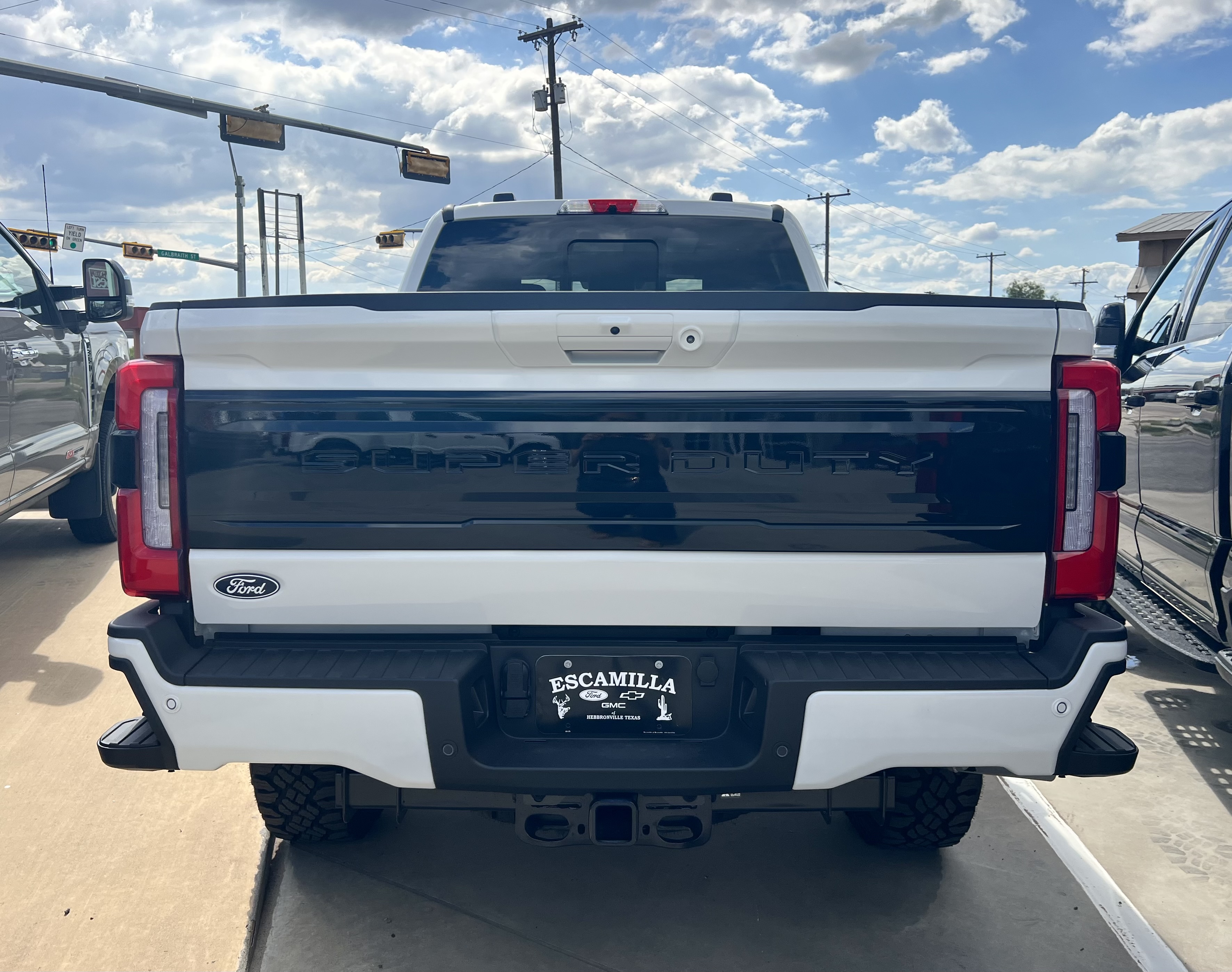 New 2027 Ford Super Duty F-250® Platinum® TRUCK