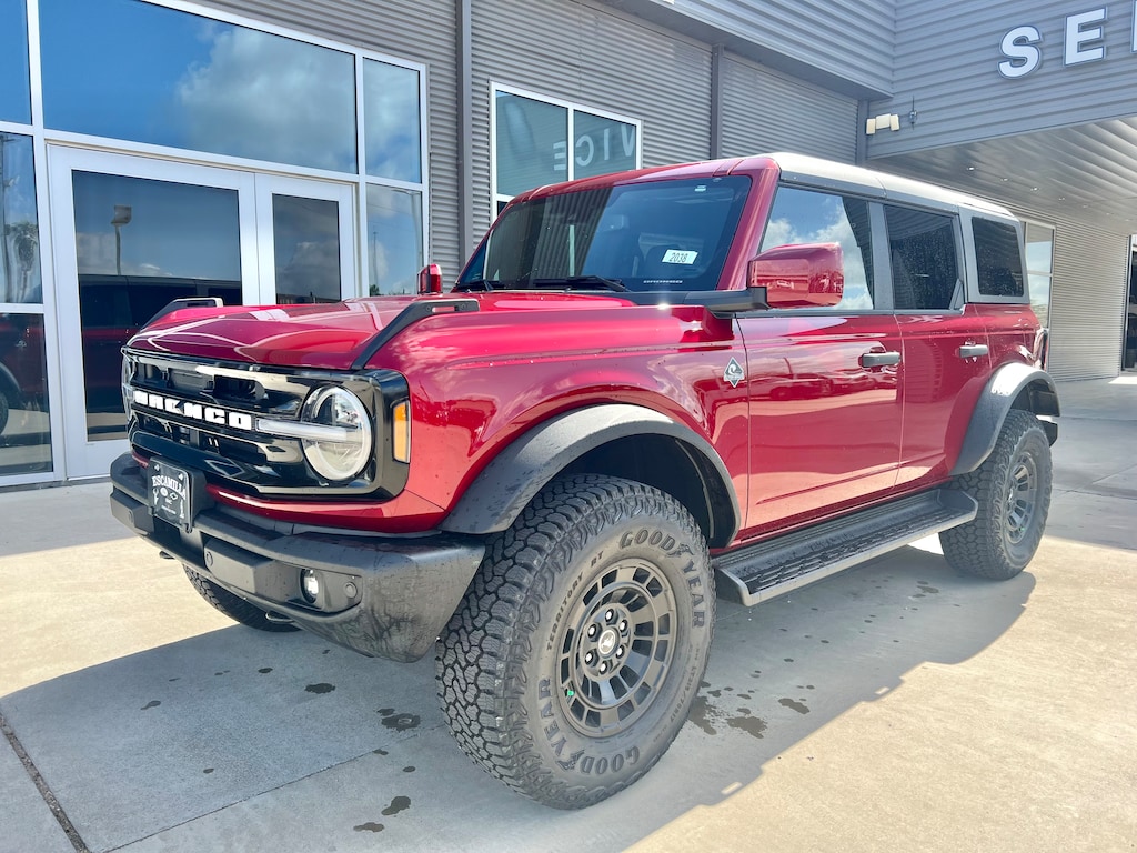 New 2026 Ford Bronco Outer Banks® SUV