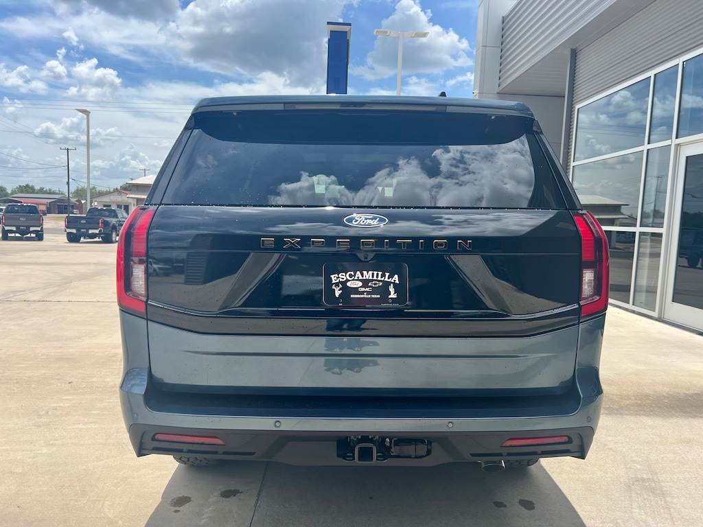 New 2027 Ford Expedition Tremor SUV