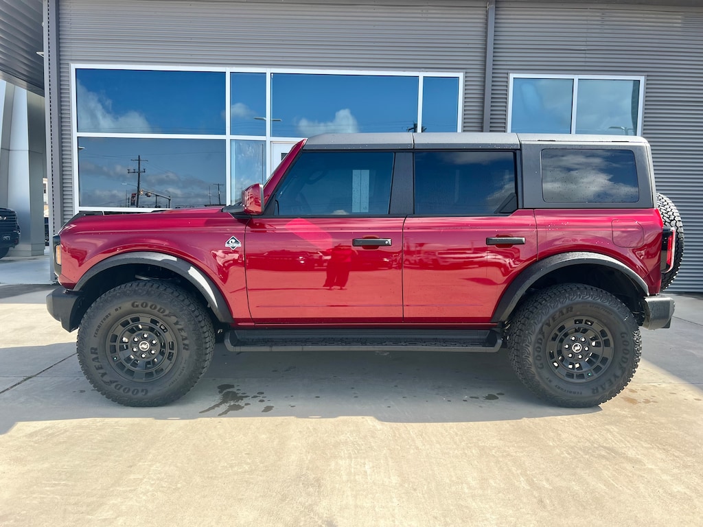 New 2026 Ford Bronco Outer Banks® SUV