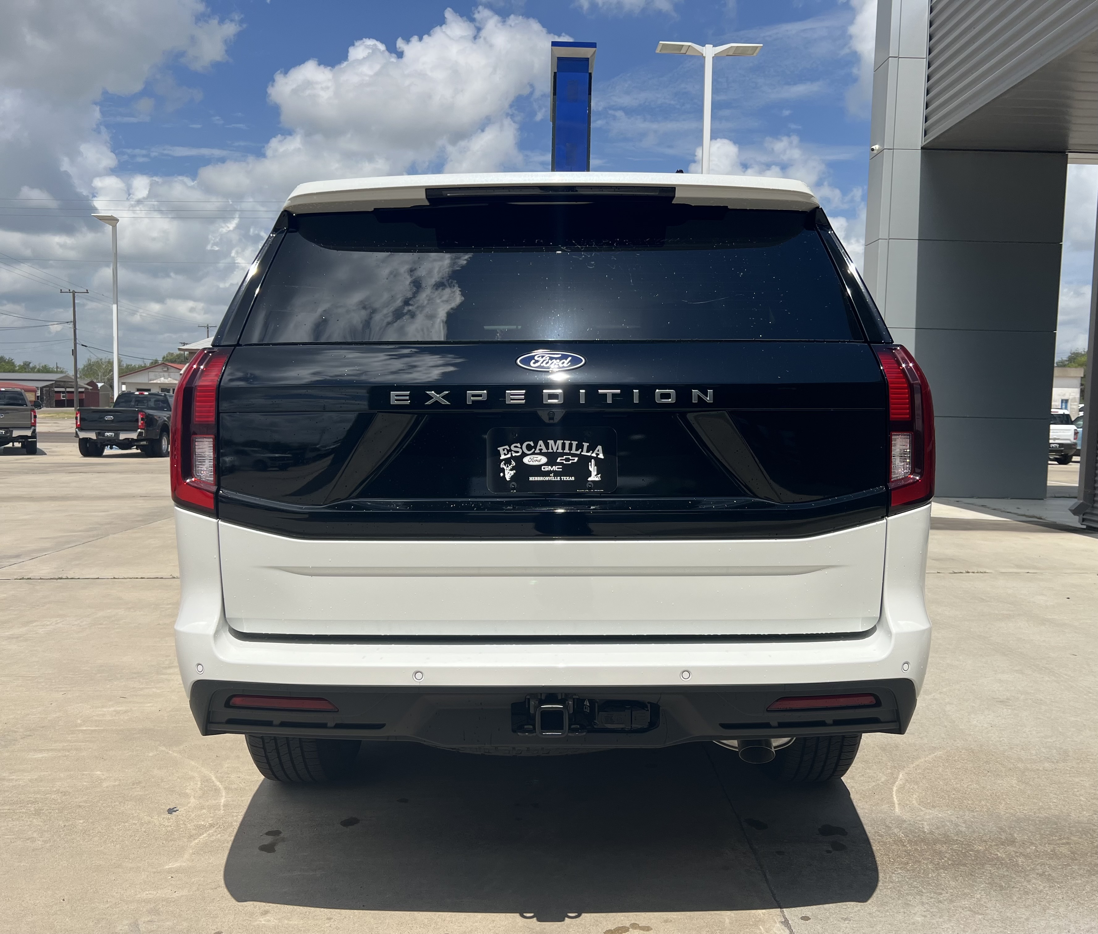 New 2027 Ford Expedition 4X2 Active SUV