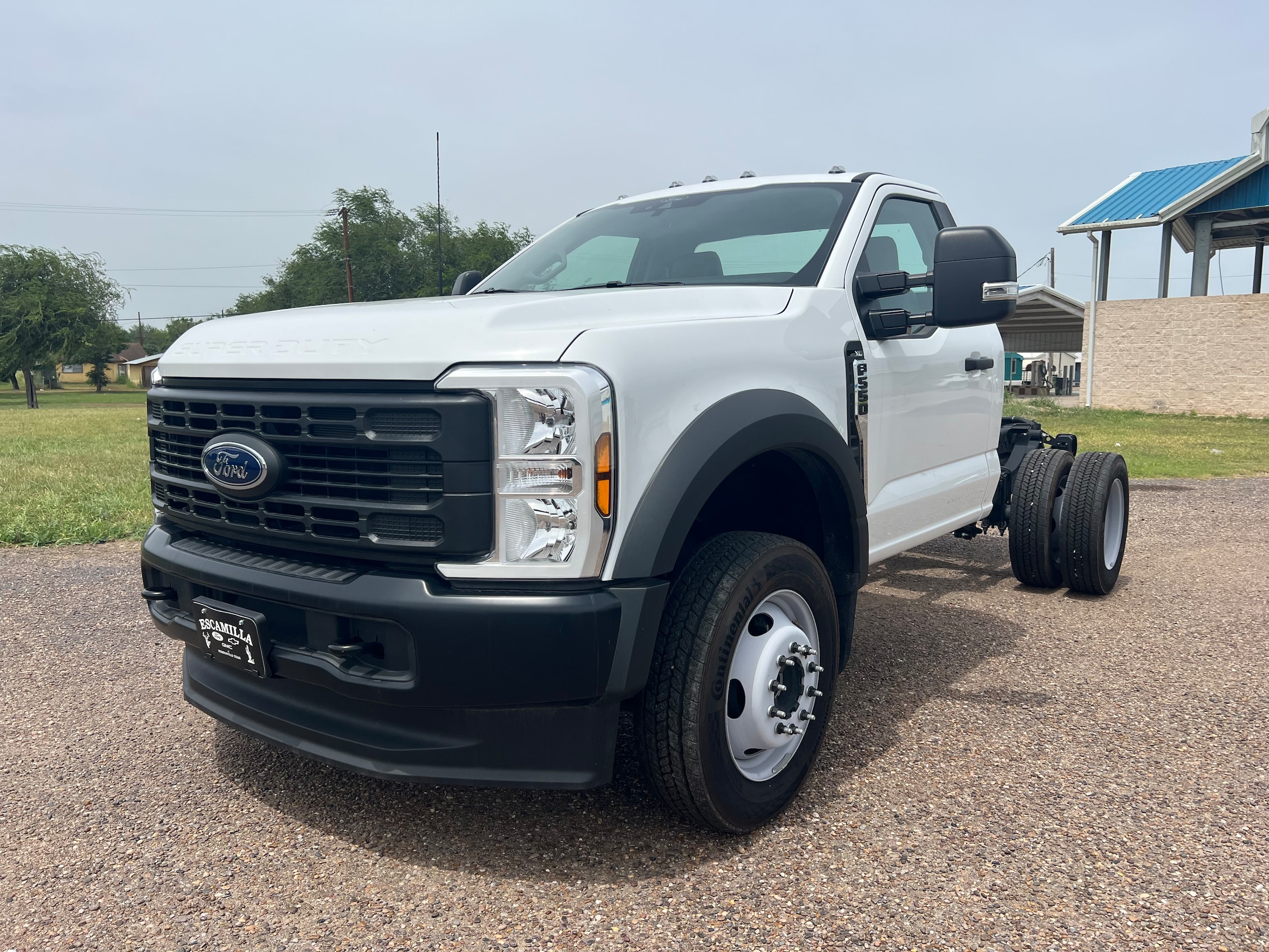 2025 Ford F-550 Super Duty Chassis Cab