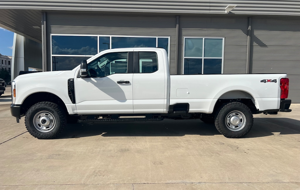 New 2027 Ford Super Duty F-250 SRW