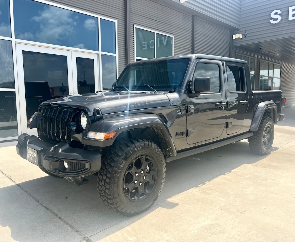 Used 2023 Jeep Gladiator Willys Willys 4x4