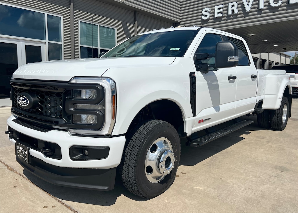 New 2027 Ford Super Duty F-350® XL TRUCK