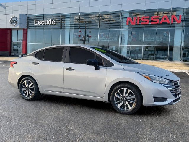 2025 Nissan Versa Sedan