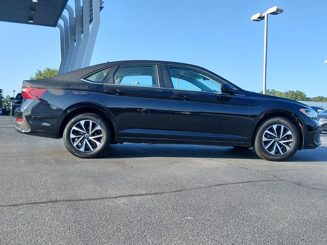 3VW5M7BU7RM077345