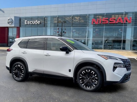 2026 Nissan Rogue Dark Armor SUV