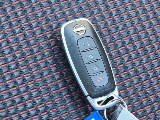 2026 Nissan KICKS SR - Photo 19