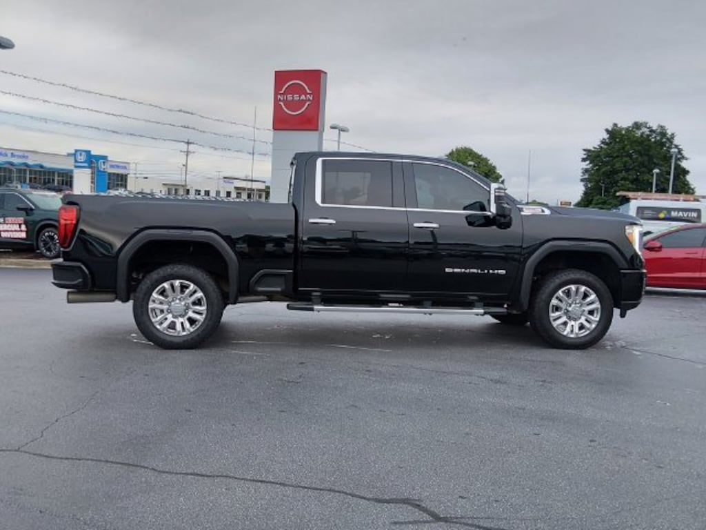 Used 2022 GMC Sierra 2500HD Denali Truck
