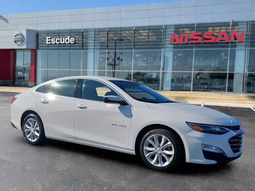 Used 2025 Chevrolet Malibu LT Sedan