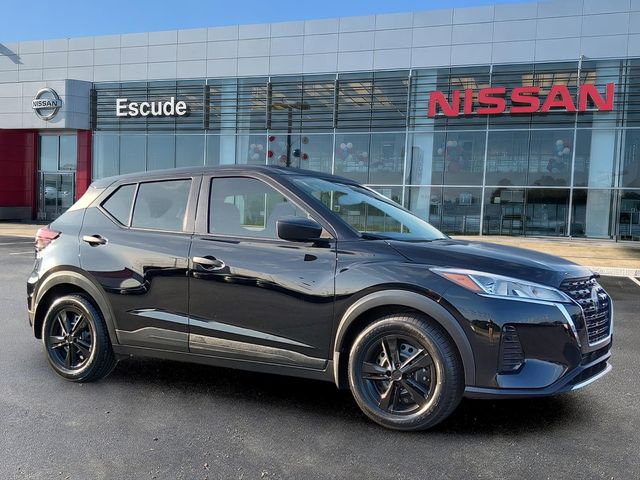 2023 Nissan Kicks