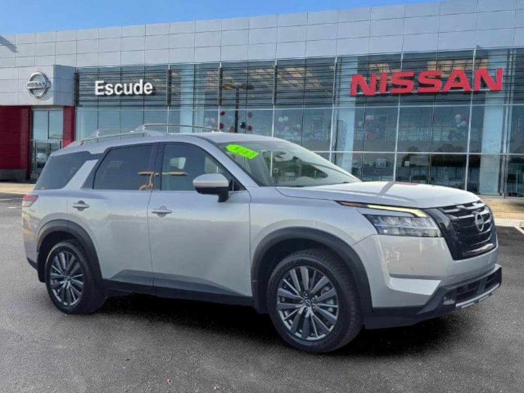 Certified 2024 Nissan Pathfinder SL SUV