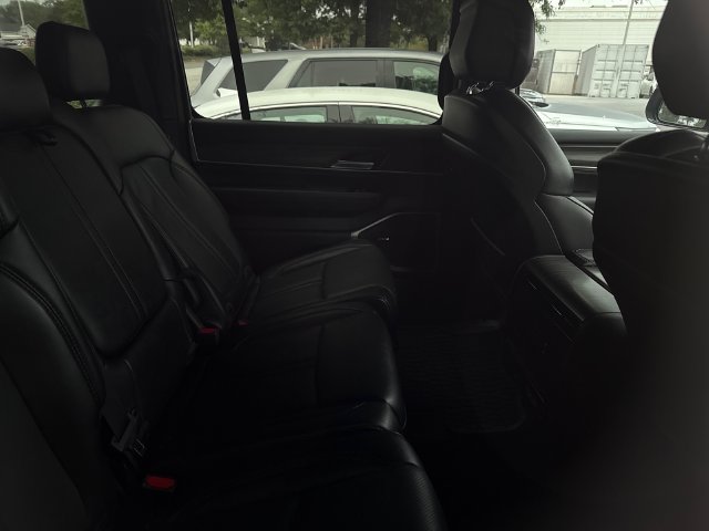 Used 2024 Jeep Wagoneer L Series II SUV