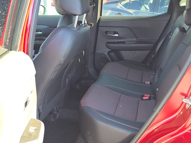 2026 Nissan KICKS SR - Photo 10