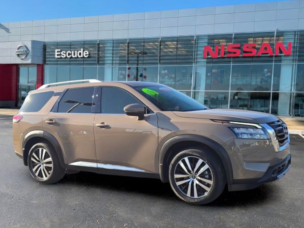 Certified 2025 Nissan Pathfinder Platinum SUV