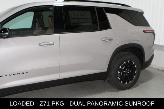 2027 Chevrolet Traverse Z71 - Photo 10