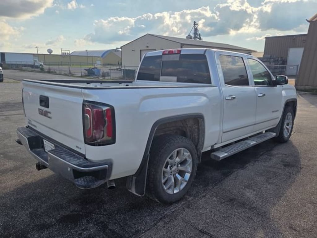 Used 2017 GMC Sierra 1500 SLT Truck