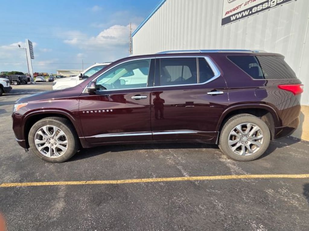 Used 2021 Chevrolet Traverse Premier SUV