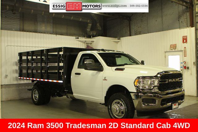 2024 Ram 3500 Chassis Cab TRADESMAN  REGULAR  4X4 84' CA Pickup