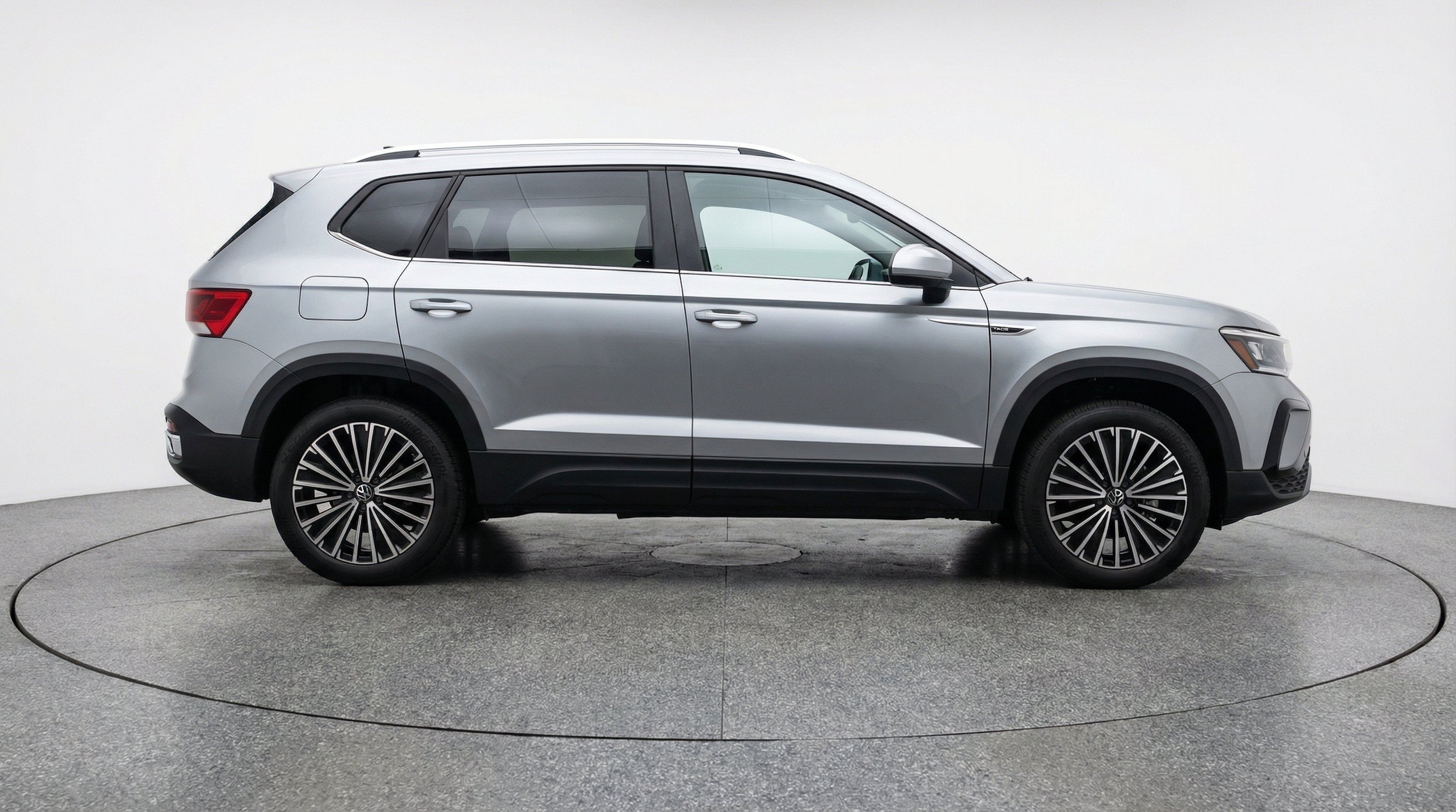 Thumbnail: 2026 Volkswagen Taos - 10