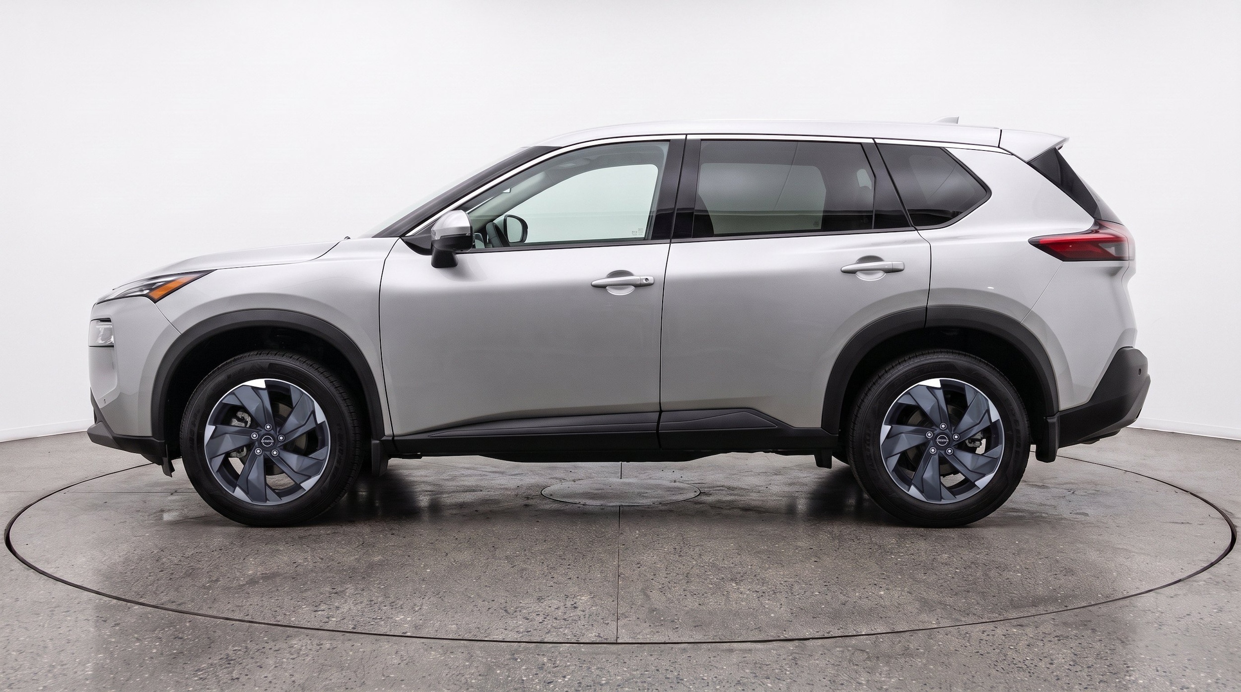 Thumbnail: 2025 Nissan Rogue - 5