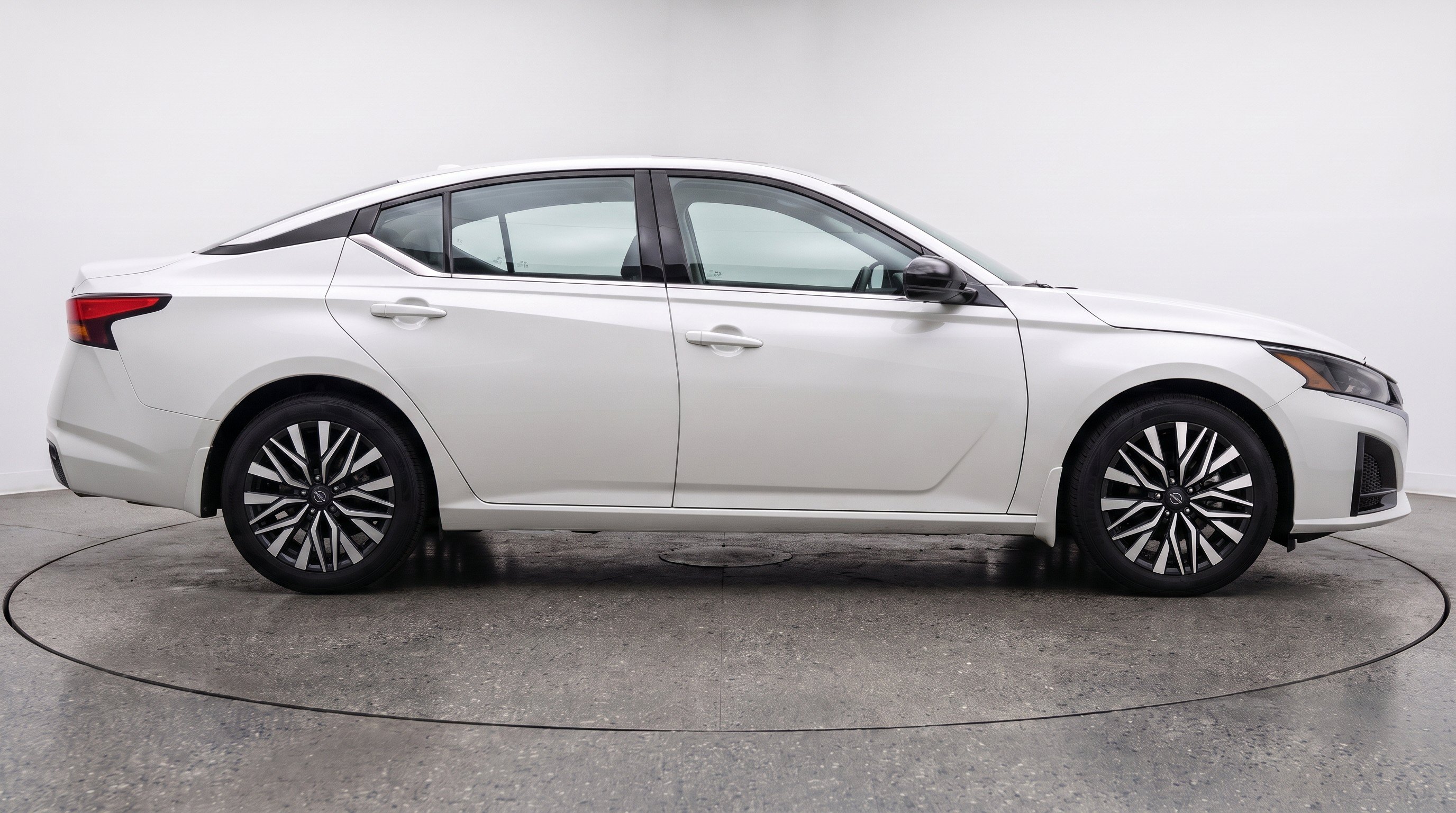Thumbnail: 2026 Nissan Altima - 10