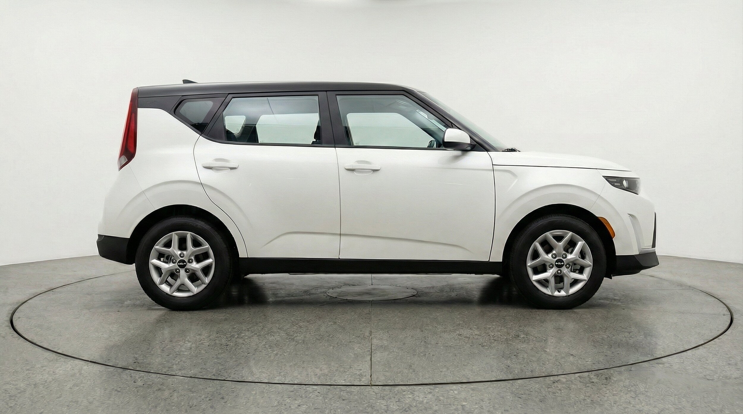 Thumbnail: 2025 Kia Soul - 10