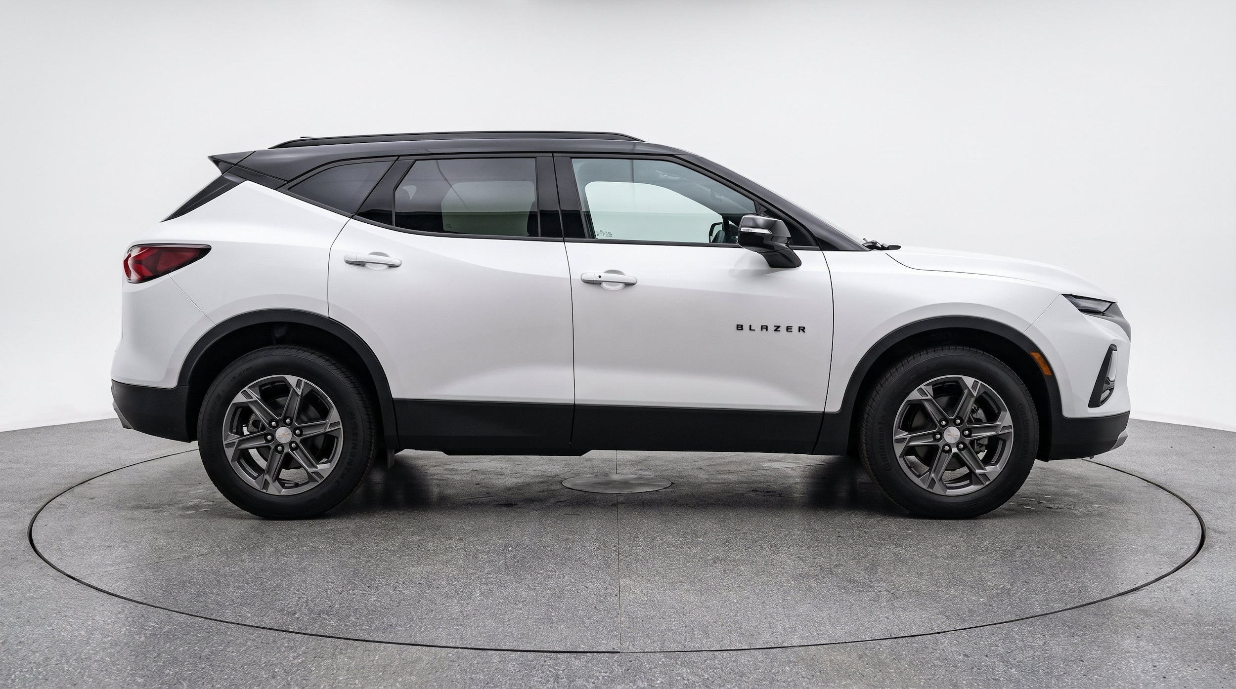 Thumbnail: 2025 Chevrolet Blazer - 10