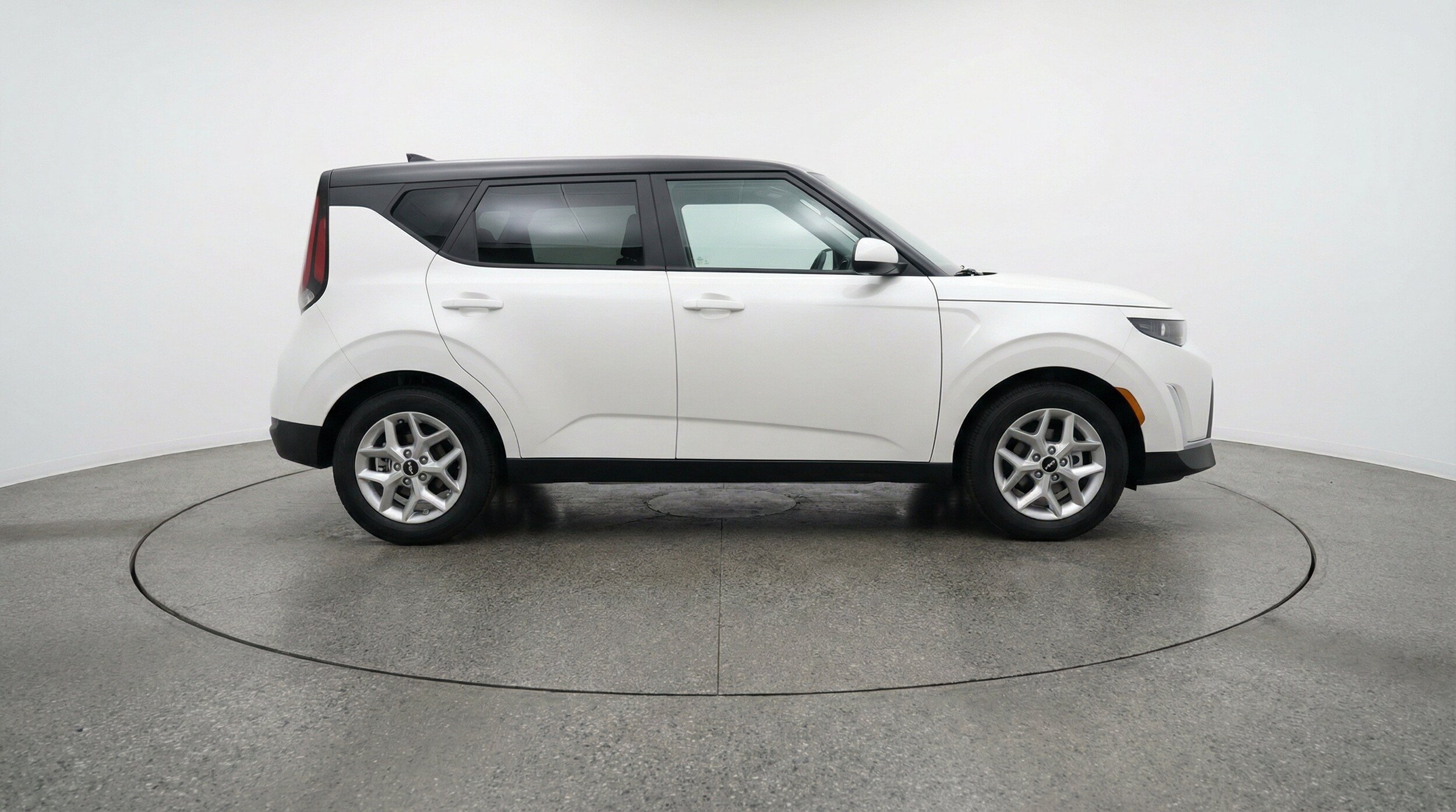 Thumbnail: 2025 Kia Soul - 10