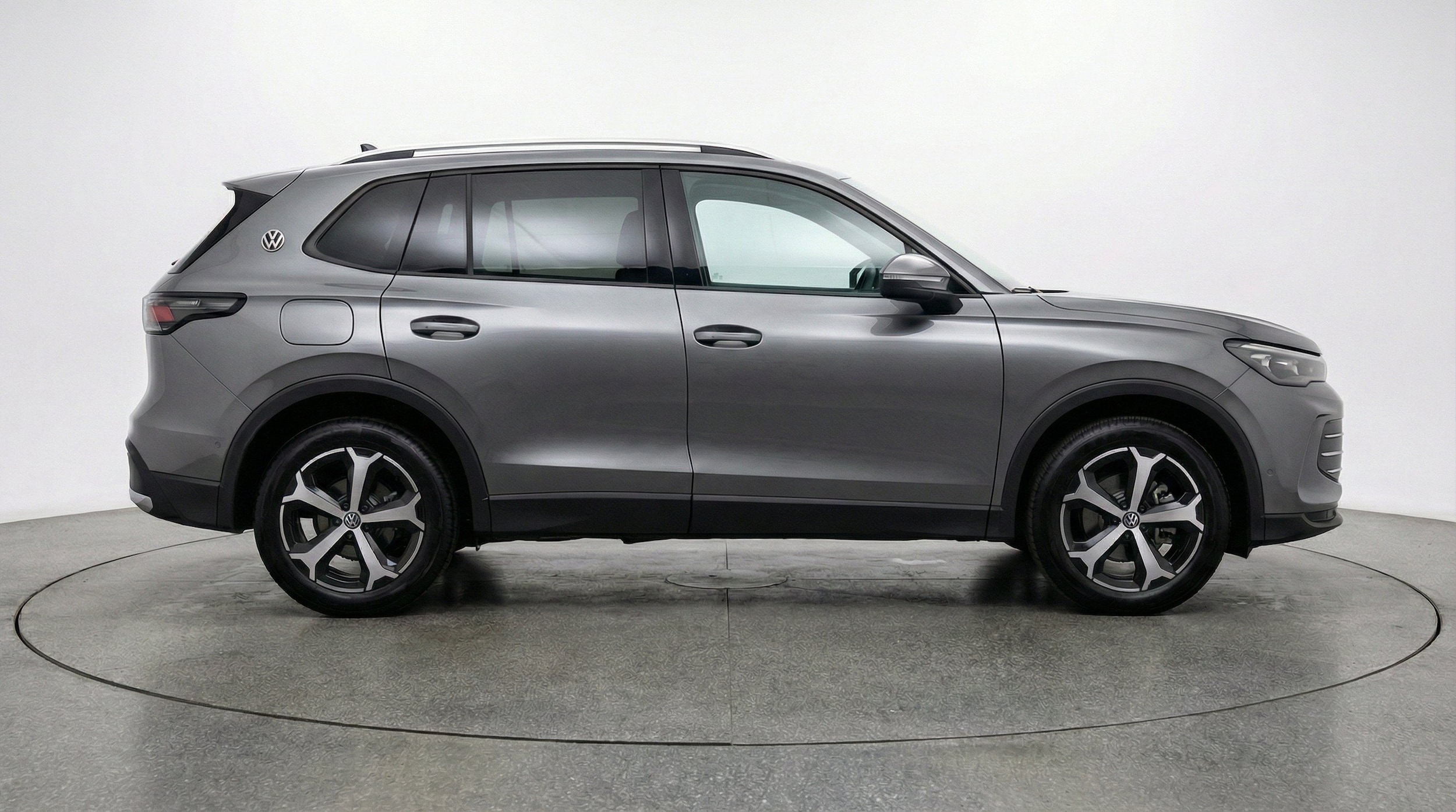 Thumbnail: 2026 Volkswagen Tiguan - 11