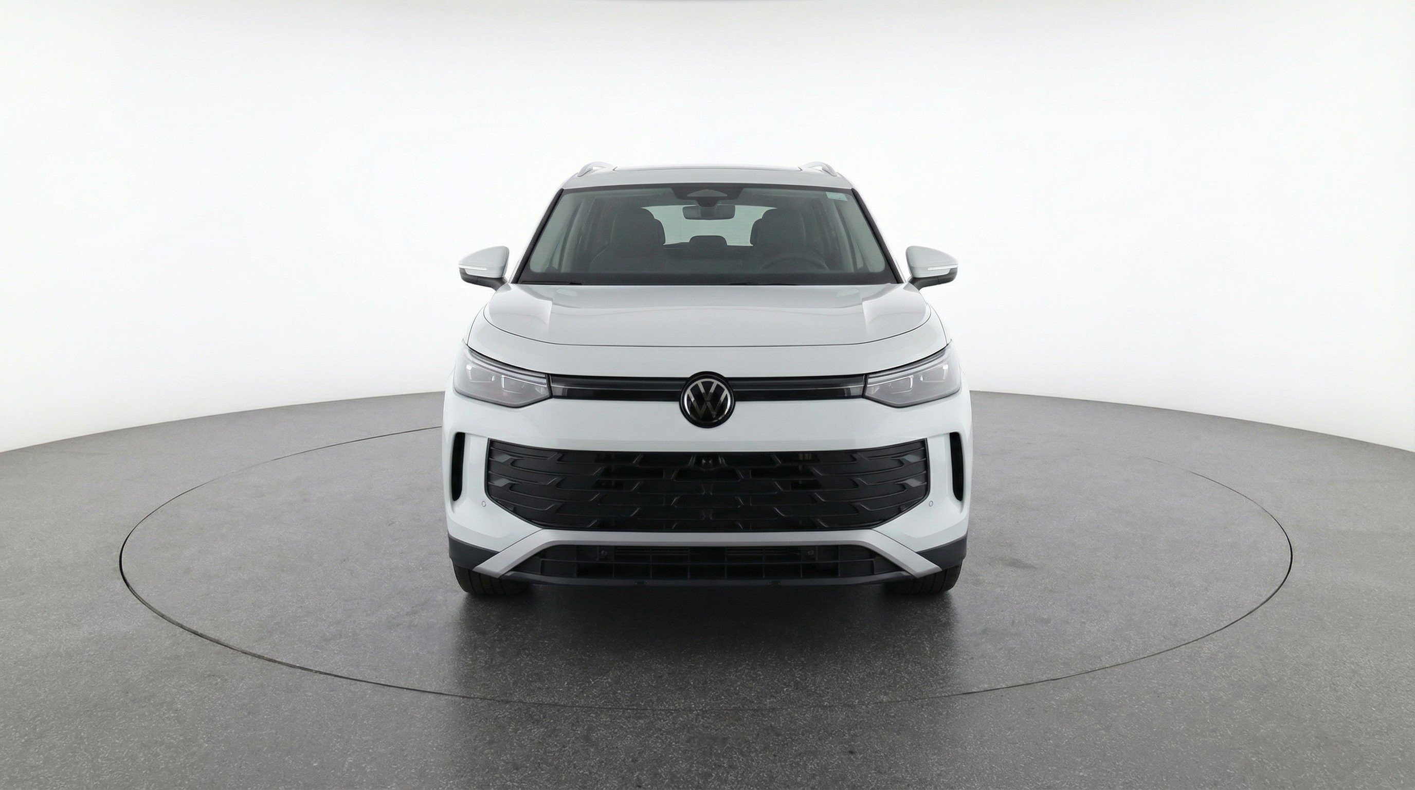 Thumbnail: 2026 Volkswagen Tiguan - 2