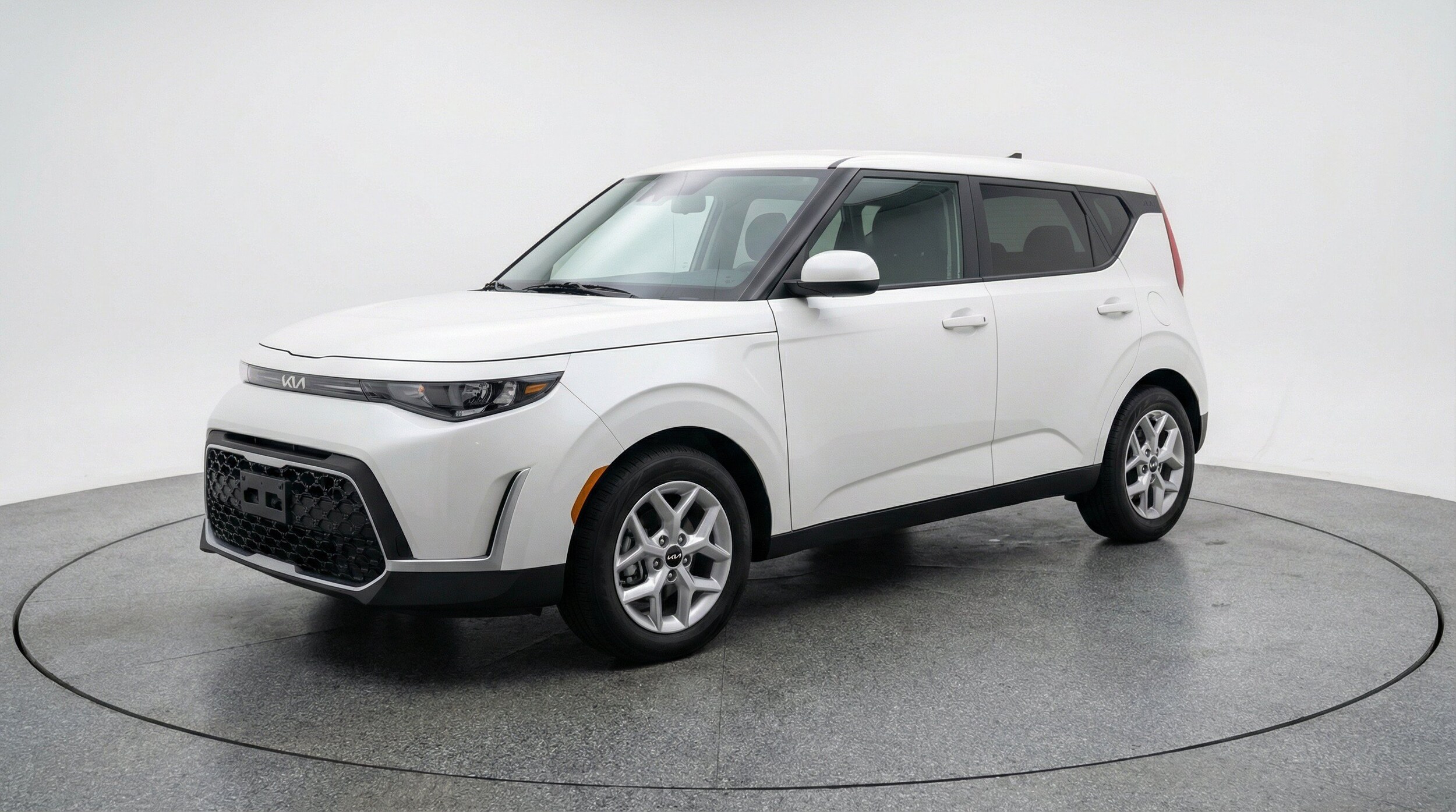 Thumbnail: 2025 Kia Soul - 3
