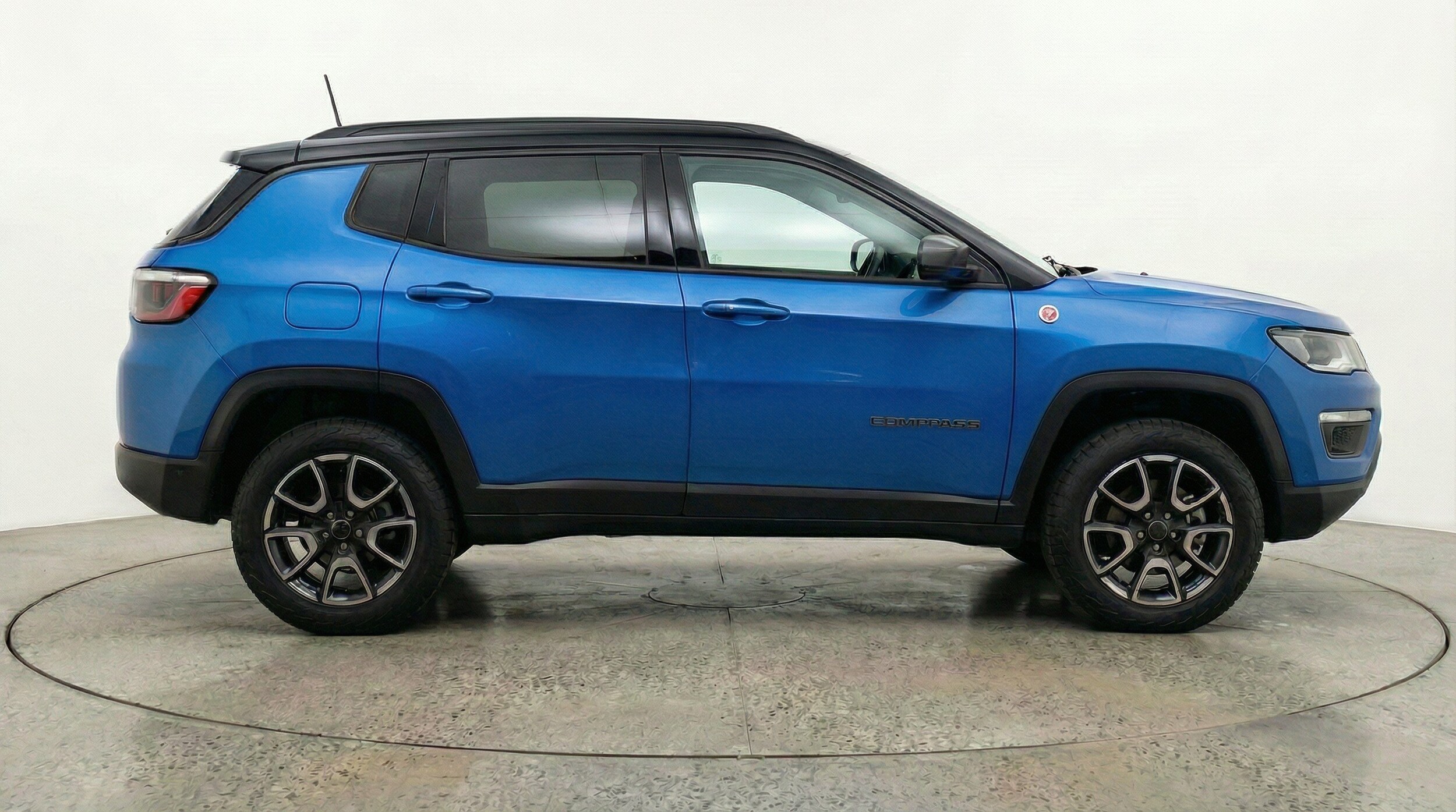 Thumbnail: 2025 Jeep Compass - 10
