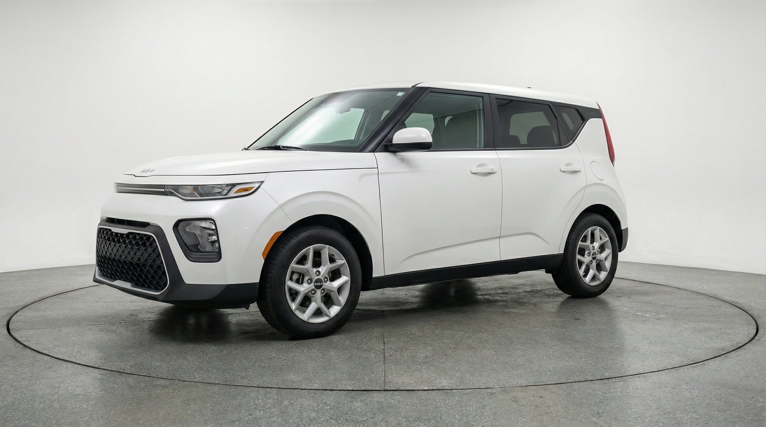 Thumbnail: 2025 Kia Soul - 3