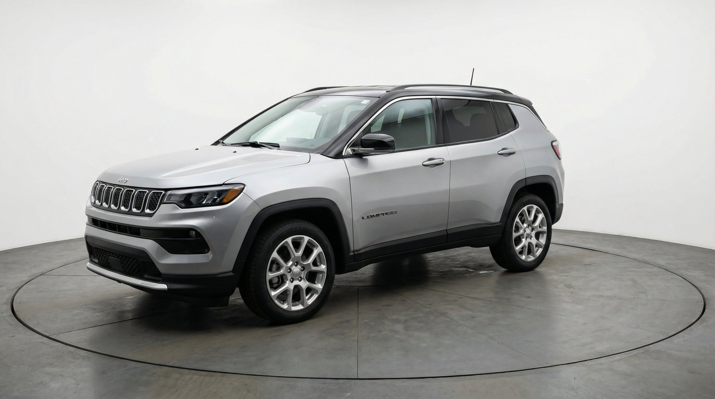 Thumbnail: 2025 Jeep Compass - 3