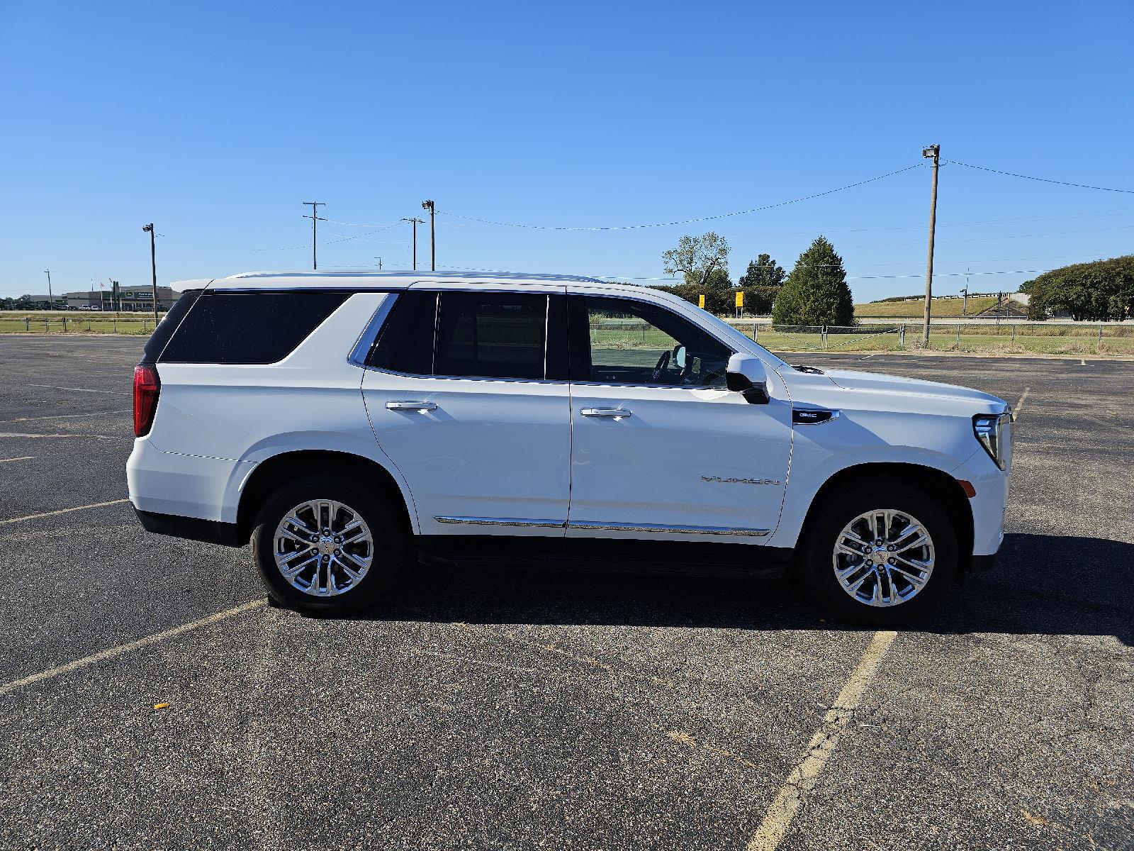 Used 2023 GMC Yukon SLT SUV