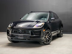 2025 Porsche Macan AWD