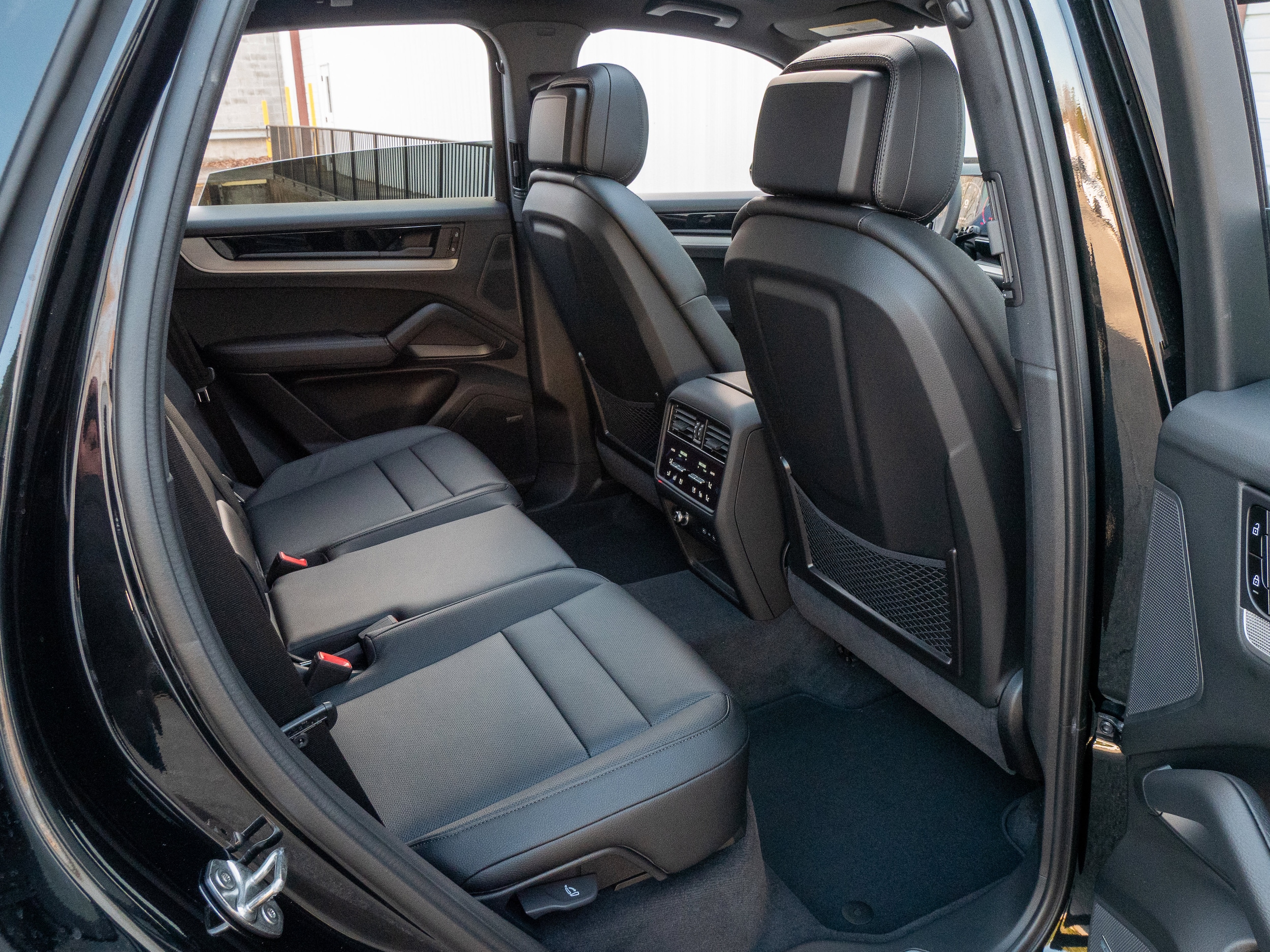 2026 Porsche Cayenne Base - Photo 35