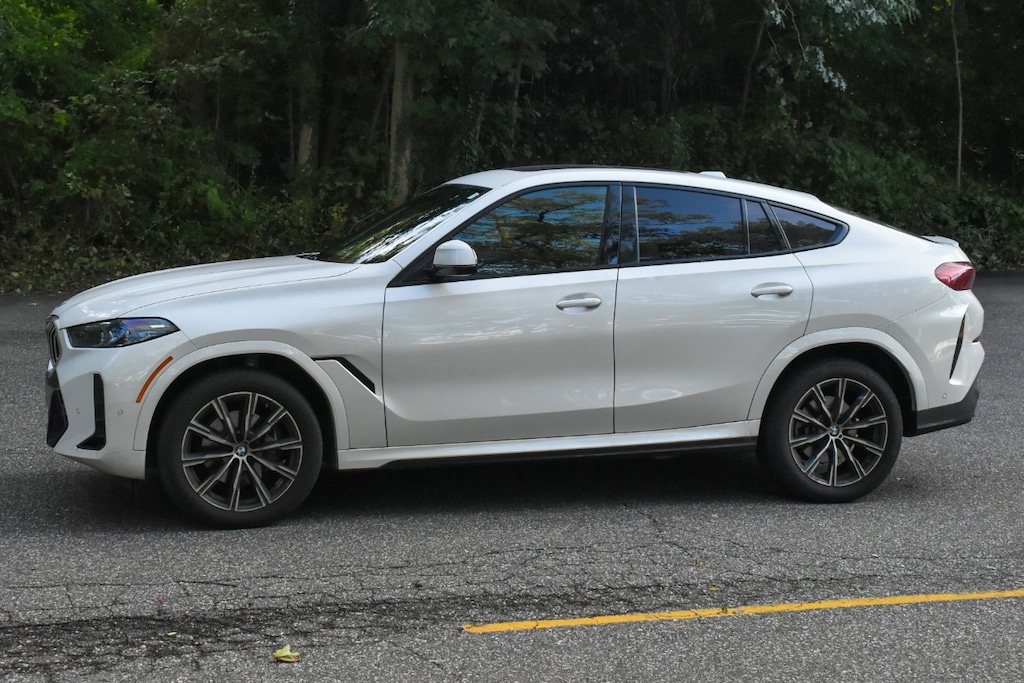 Used 2025 BMW X6 xDrive40i SUV