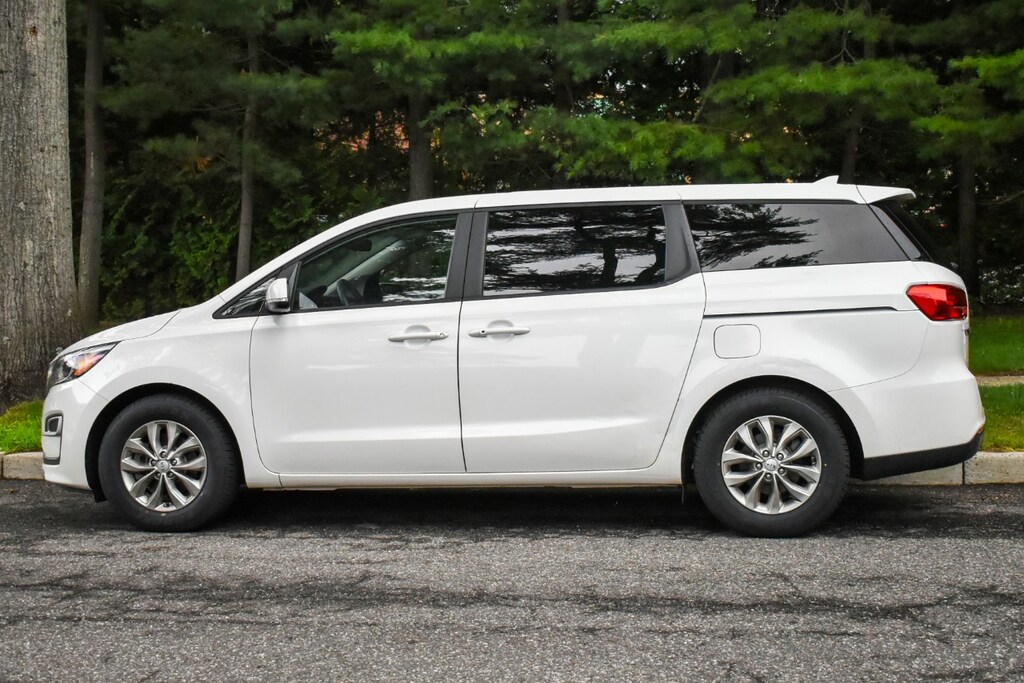 Used 0 Kia Sedona LX Van
