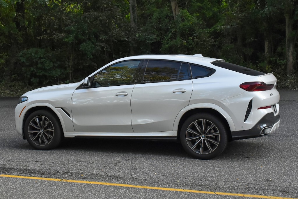 Used 2025 BMW X6 xDrive40i SUV