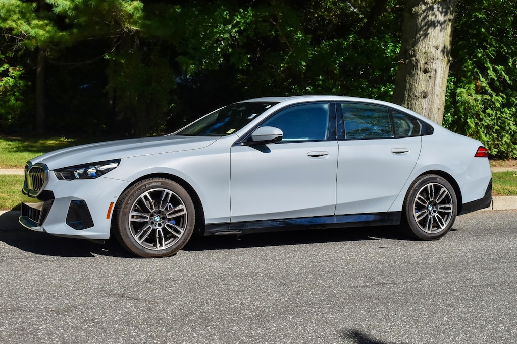 Used 2026 BMW 530i xDrive Sedan