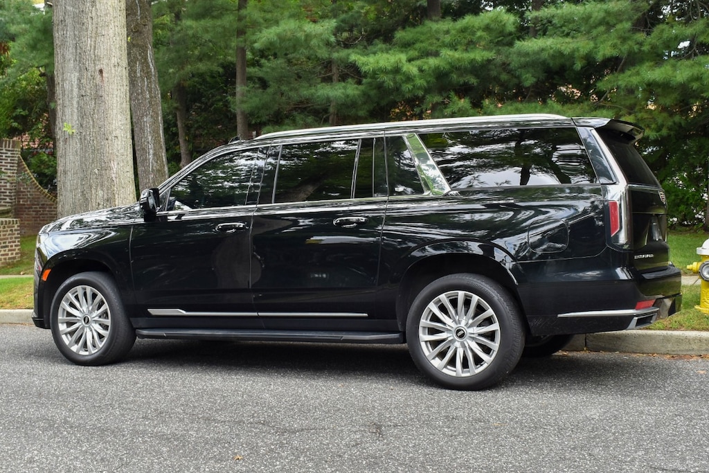 Used 2022 CADILLAC Escalade ESV Luxury SUV