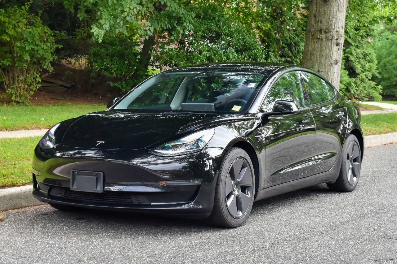  Tesla Model 3