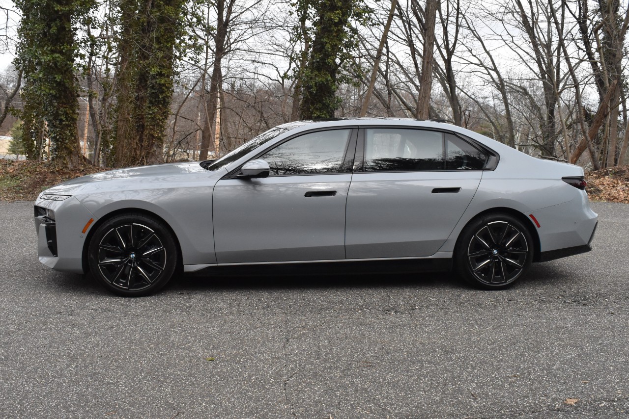 Used 2023 BMW i7 xDrive60 Sedan