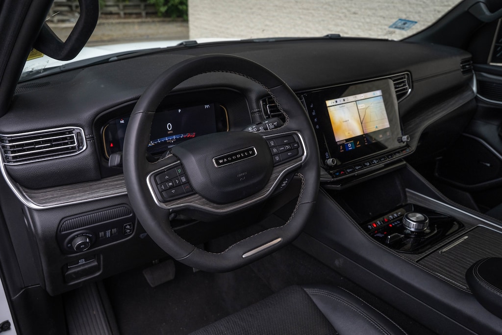 Used 2024 Jeep Wagoneer L Series II SUV